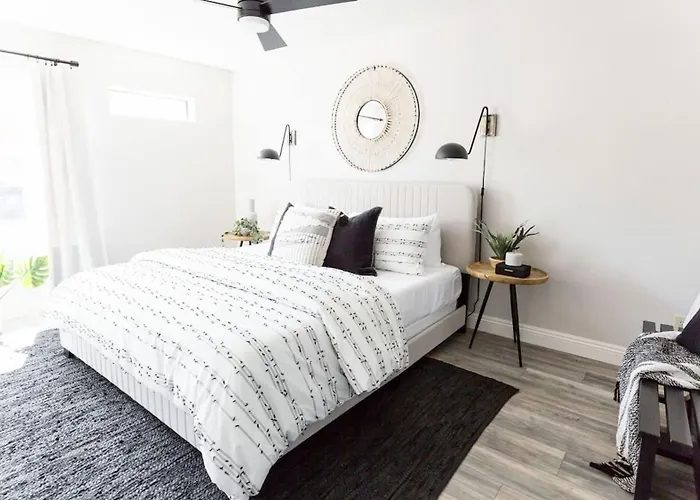 Modern Gem In Prime Old Town Location *