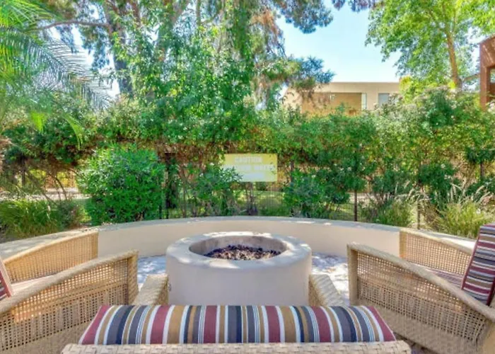 Modern Gem In Prime Old Town Location Holiday home Scottsdale